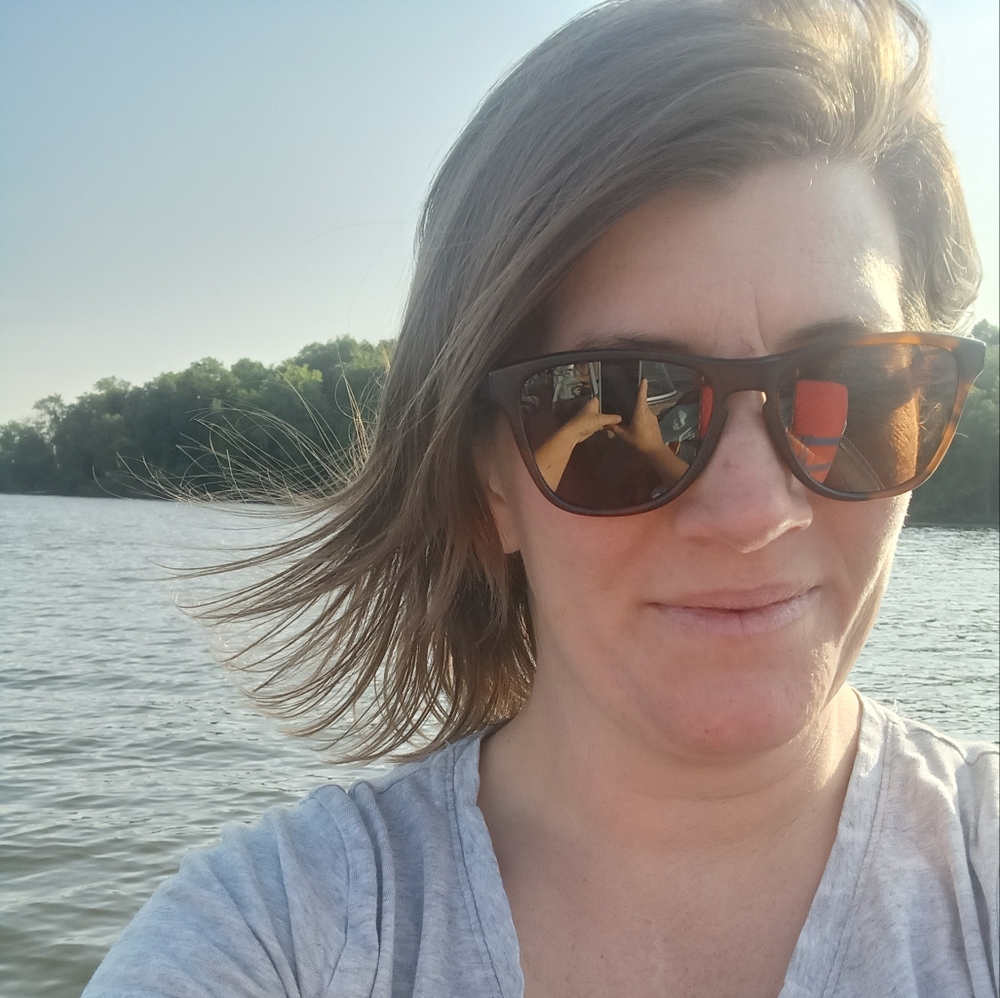 Meet your Posher, Kendra